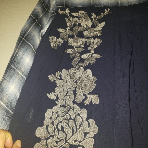 BLUE PLAID TOP WITH EMBROIDERED BACK - Picture 8 of 12